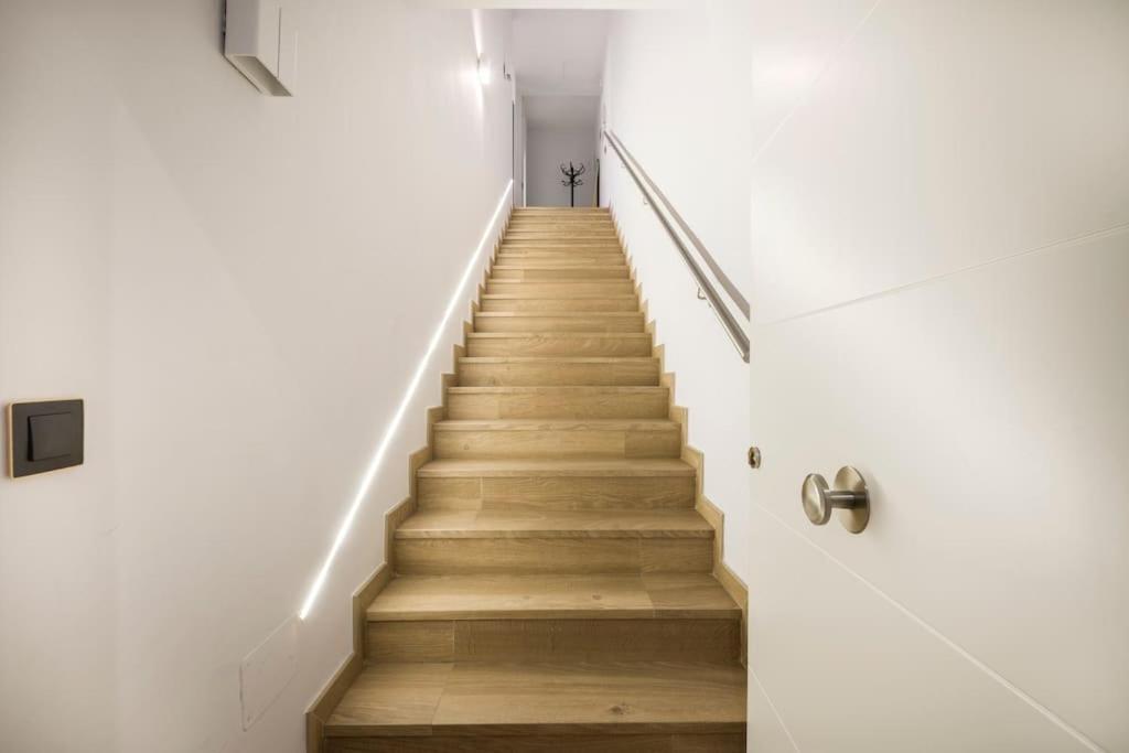 Lujoso Apartamento Cerca De Plaza Mayor Madrid Bagian luar foto