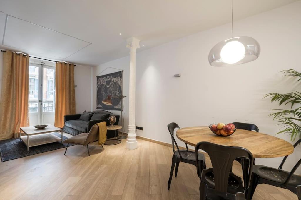 Lujoso Apartamento Cerca De Plaza Mayor Madrid Bagian luar foto