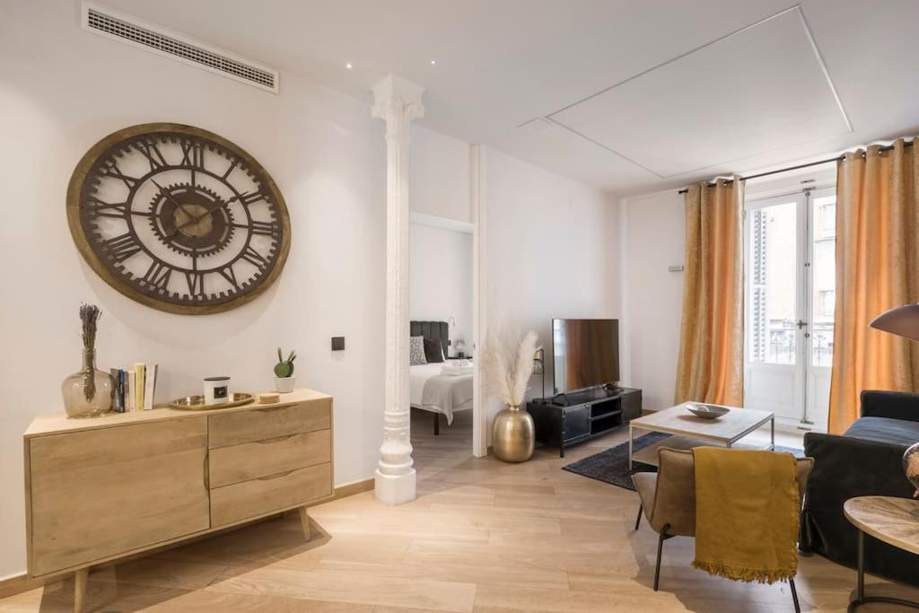 Lujoso Apartamento Cerca De Plaza Mayor Madrid Bagian luar foto